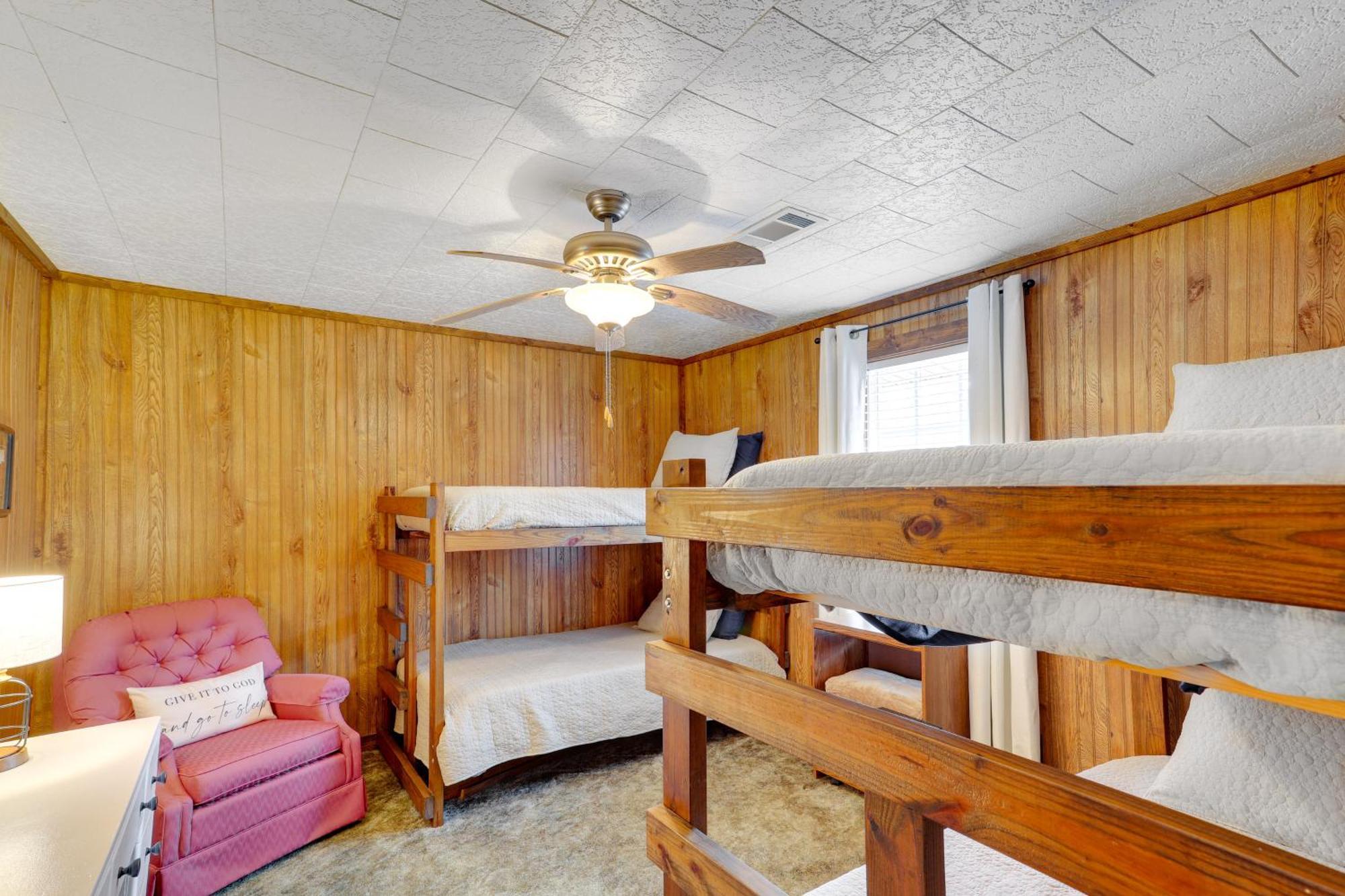 Heber Springs Cabin With Deck 3 Mi To Sugarloaf Mtn Exterior photo